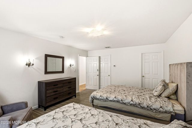 27 Windermere Street, Lakewood, NJ 08701