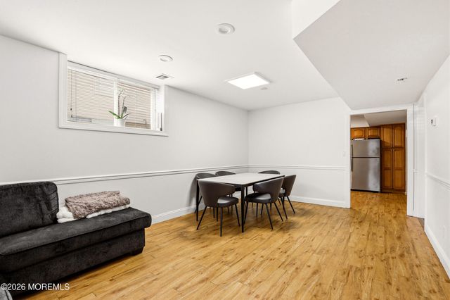 27 Windermere Street, Lakewood, NJ 08701