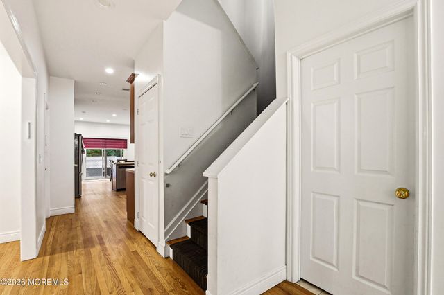 27 Windermere Street, Lakewood, NJ 08701