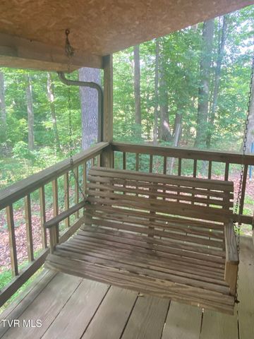 201 Shipley Road, Church Hill, TN 37642