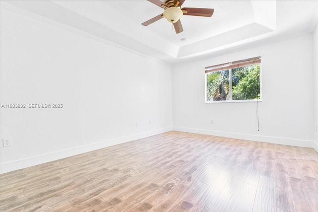 21007 NW 14 PL 351, Miami Gardens, FL 33169