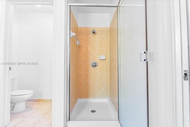 21007 NW 14 PL 351, Miami Gardens, FL 33169