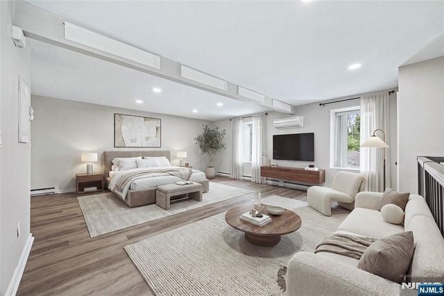 1 Ranch Court, Saddle Brook, NJ 07663