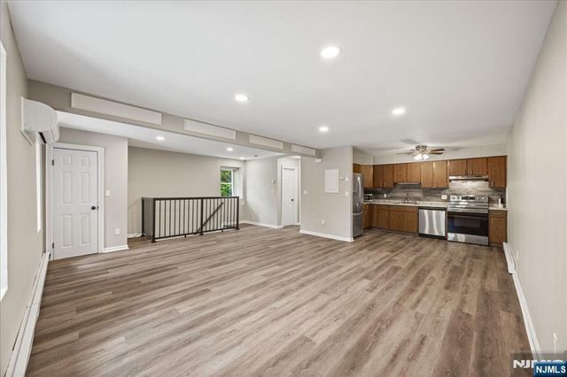 1 Ranch Court, Saddle Brook, NJ 07663