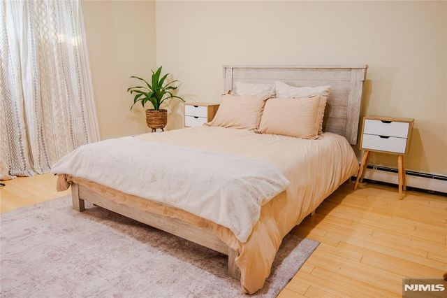 1 Ranch Court, Saddle Brook, NJ 07663
