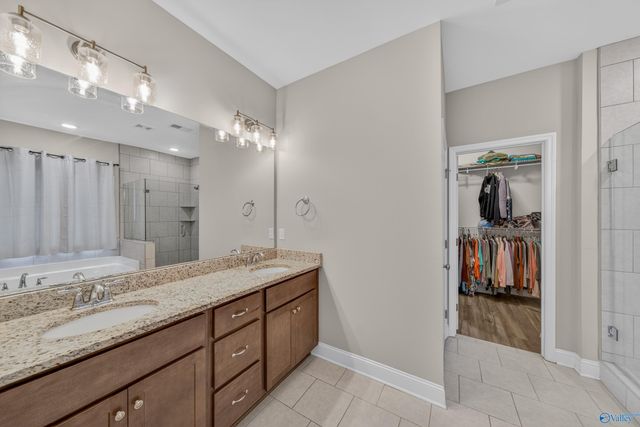 609 Magnolia Cove Lane, Hartselle, AL 35640