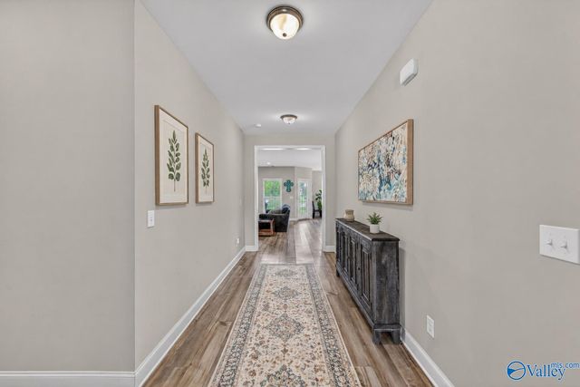 609 Magnolia Cove Lane, Hartselle, AL 35640