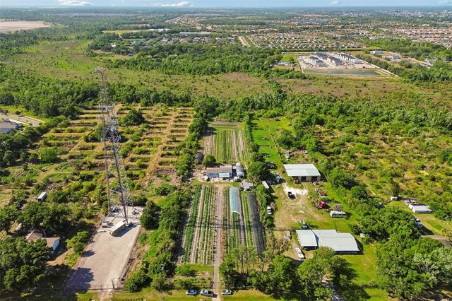 11101 SUMNER ROAD, Wimauma, FL 33598