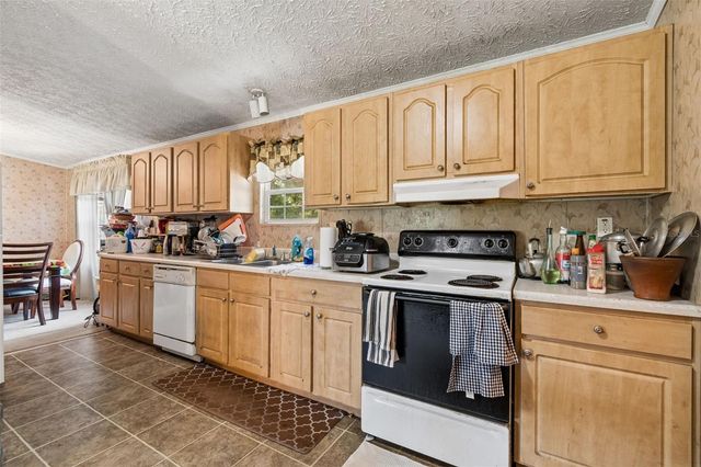 11101 SUMNER ROAD, Wimauma, FL 33598
