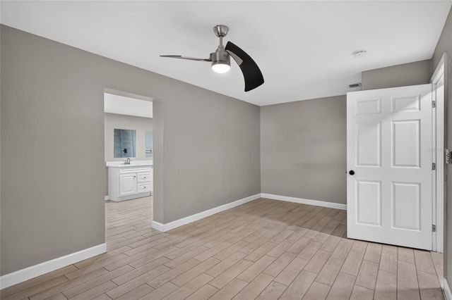 1610 N LOIS AVENUE, Tampa, FL 33607