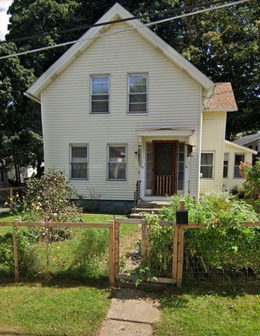 16 Water St, Southbridge, MA 01550
