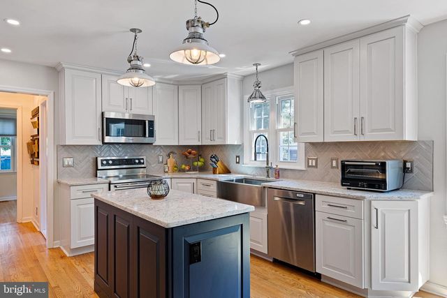 62 DARIEN RD, Newark, DE 19711