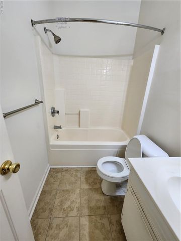 1204 Loose Strife PL, Chesapeake, VA 23320