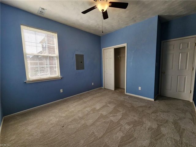 1204 Loose Strife PL, Chesapeake, VA 23320