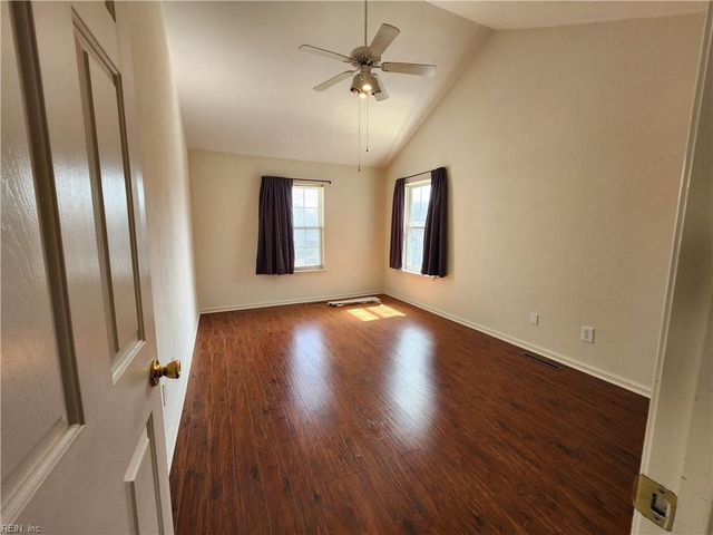 1204 Loose Strife PL, Chesapeake, VA 23320