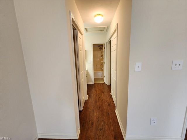 1204 Loose Strife PL, Chesapeake, VA 23320