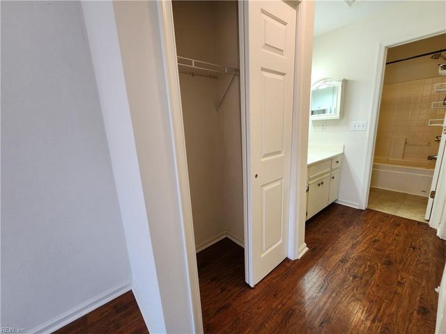 1204 Loose Strife PL, Chesapeake, VA 23320