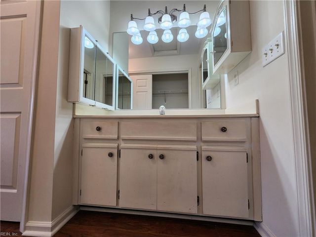 1204 Loose Strife PL, Chesapeake, VA 23320