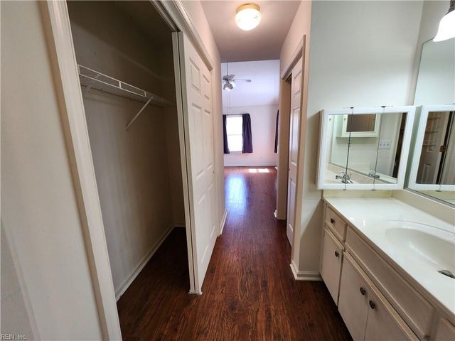 1204 Loose Strife PL, Chesapeake, VA 23320