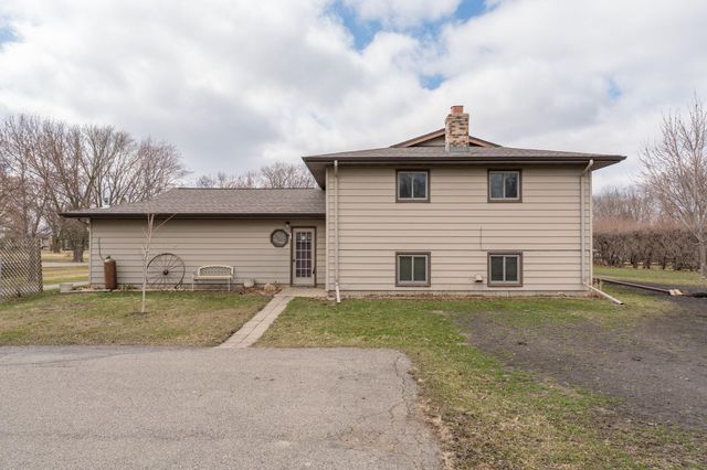 115 Tami Lane, Mankato, MN 56001