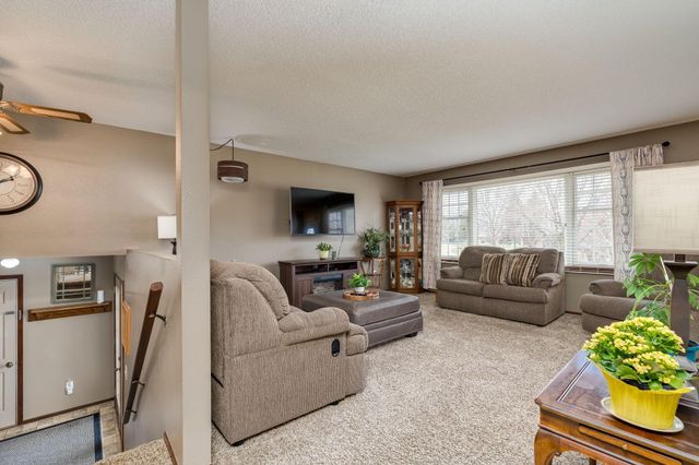 115 Tami Lane, Mankato, MN 56001