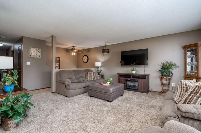 115 Tami Lane, Mankato, MN 56001