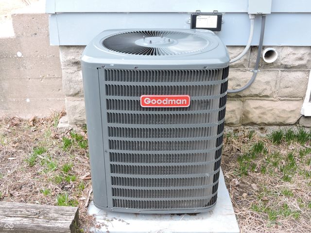 614 N Dequincy Street, Indianapolis, IN 46201