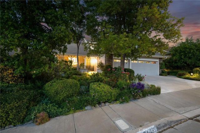 27152 Bidwell Lane, Valencia, CA 91354