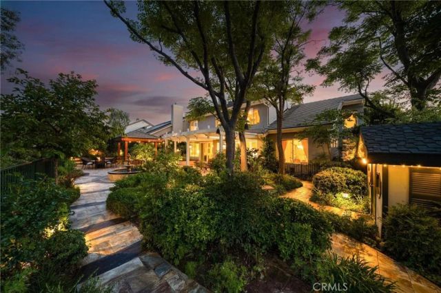 27152 Bidwell Lane, Valencia, CA 91354