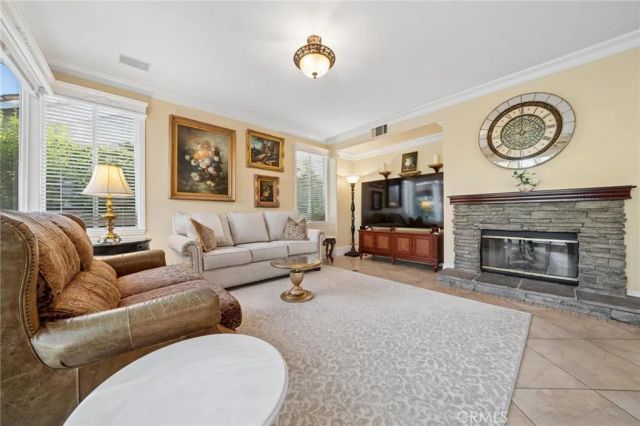 27152 Bidwell Lane, Valencia, CA 91354