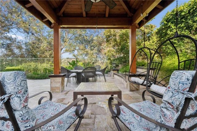 27152 Bidwell Lane, Valencia, CA 91354
