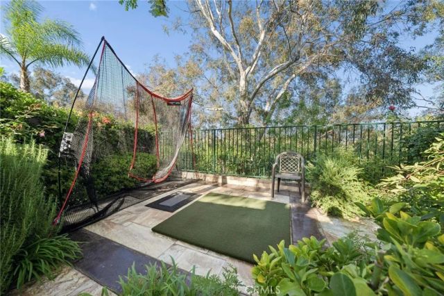27152 Bidwell Lane, Valencia, CA 91354