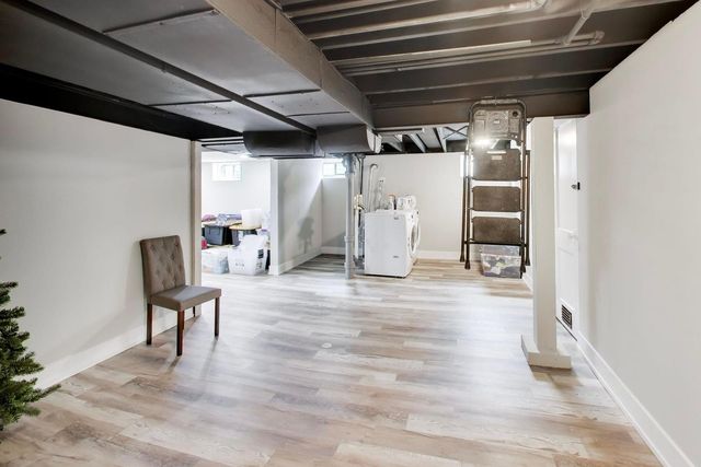 321 S Gilbert Avenue, La Grange, IL 60525