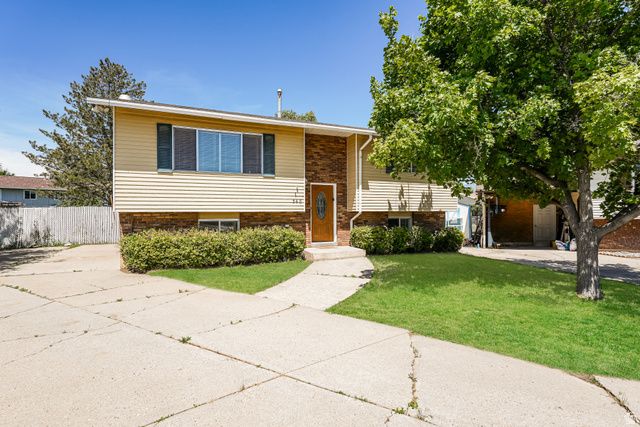348 W 2400 S, Clearfield, UT 84015
