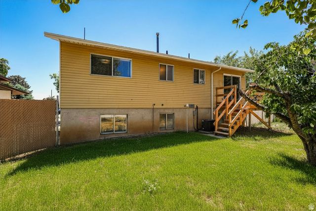 348 W 2400 S, Clearfield, UT 84015
