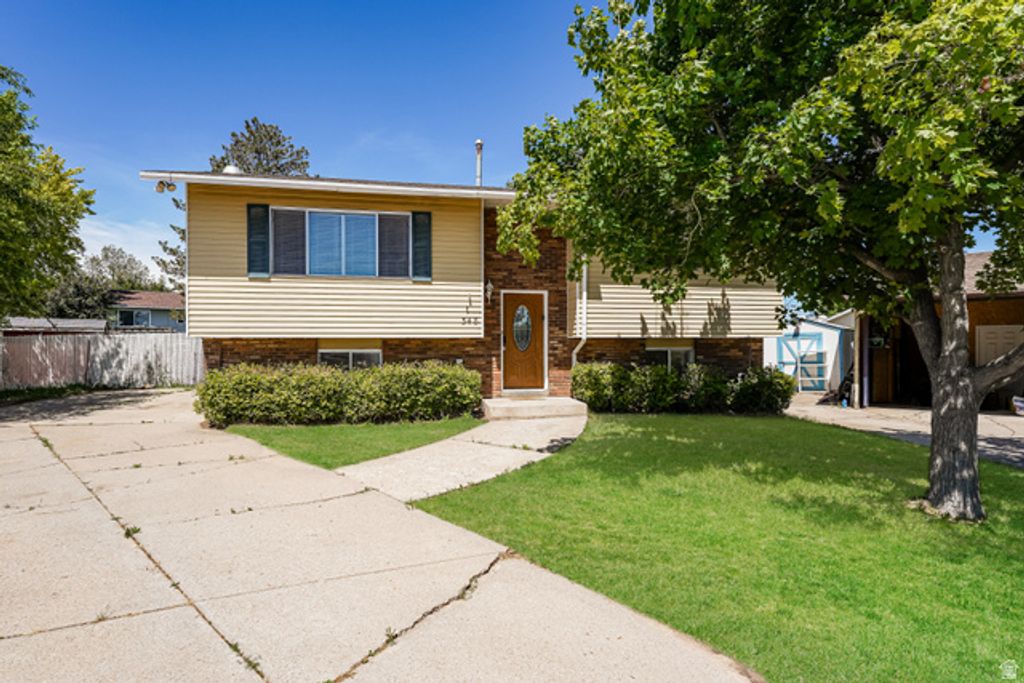 348 W 2400 S, Clearfield, UT 84015