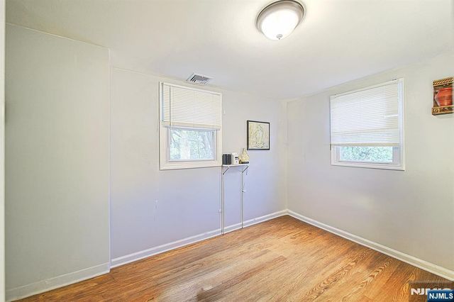 322 Hickory Avenue, Bergenfield, NJ 07621