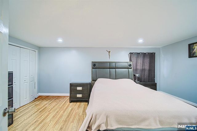 322 Hickory Avenue, Bergenfield, NJ 07621