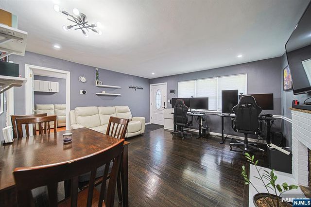 322 Hickory Avenue, Bergenfield, NJ 07621