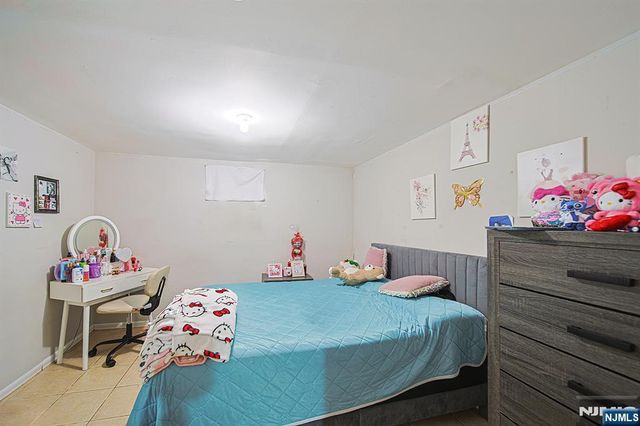 322 Hickory Avenue, Bergenfield, NJ 07621