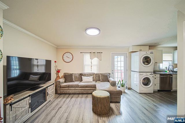 322 Hickory Avenue, Bergenfield, NJ 07621