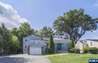 322 Hickory Avenue, Bergenfield, NJ 07621