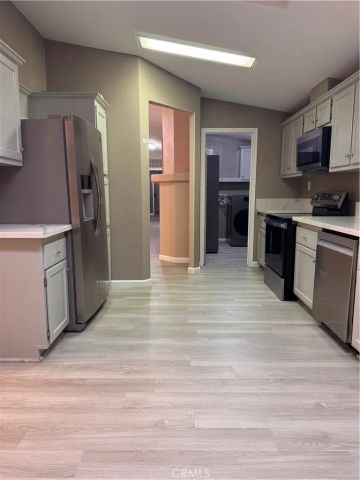 2205 W Acacia 190, Hemet, CA 92545