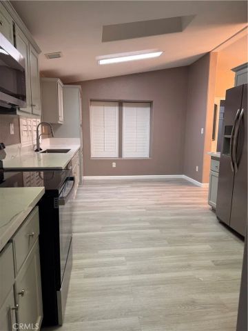 2205 W Acacia 190, Hemet, CA 92545