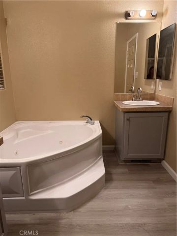 2205 W Acacia 190, Hemet, CA 92545