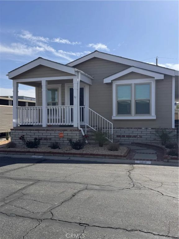 2205 W Acacia 190, Hemet, CA 92545