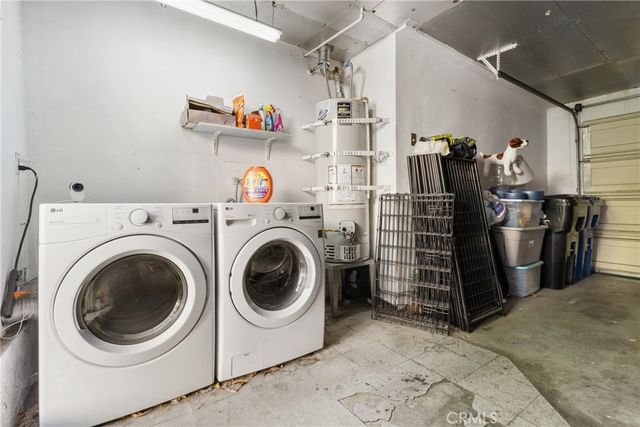 19124 Hamlin 5, Reseda, CA 91335