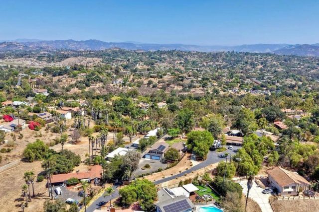 2500 Cranston Drive, Escondido, CA 92025