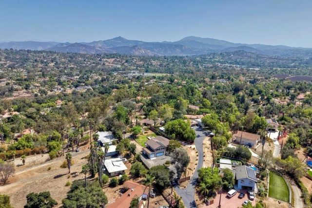 2500 Cranston Drive, Escondido, CA 92025