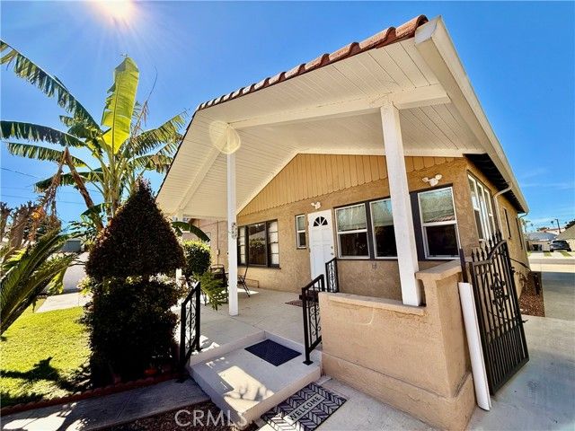 6034 Elenor, Riverside, CA 92506